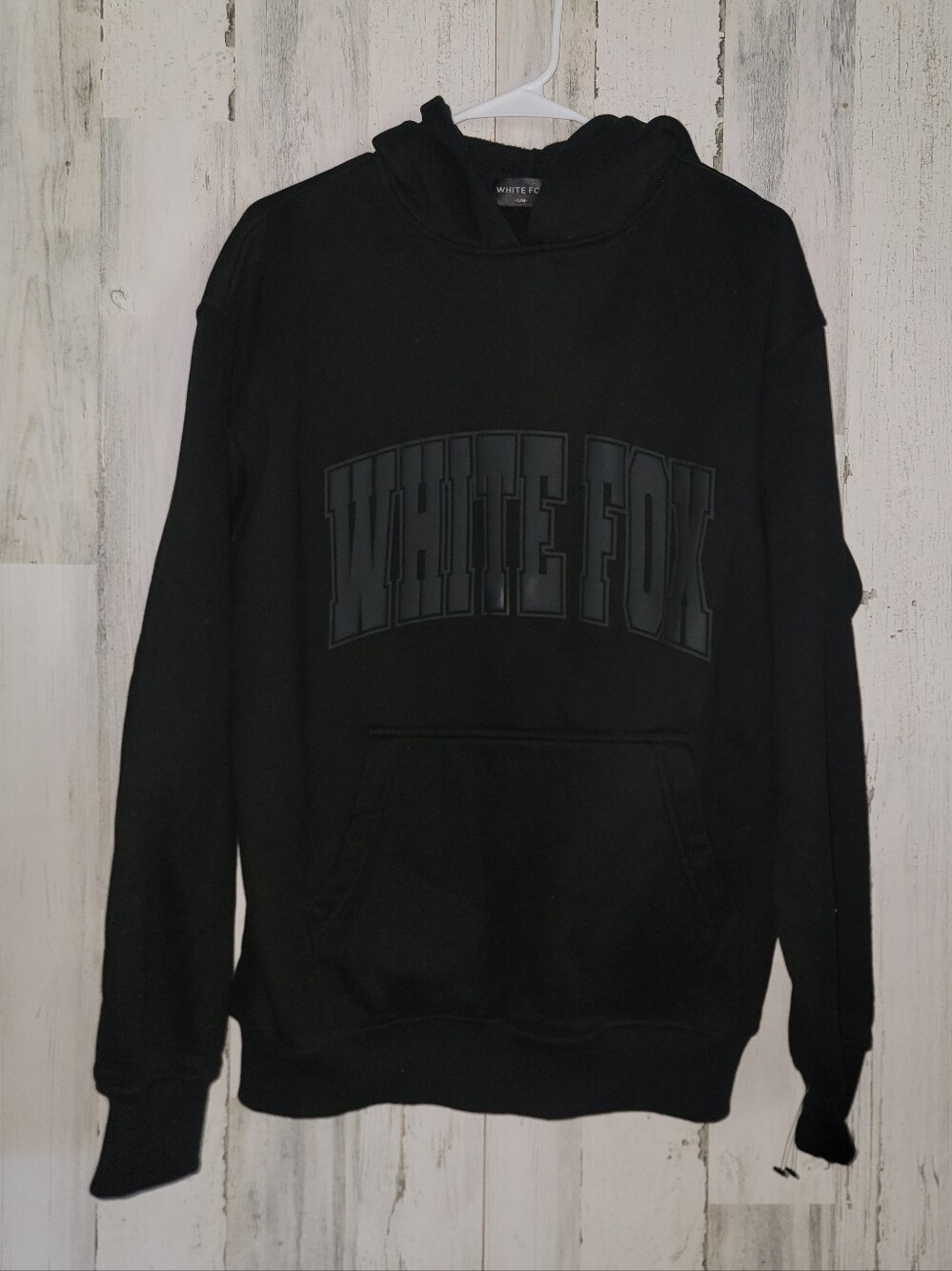White Fox Mens Black Pullover Hoodie Sweater Nwot